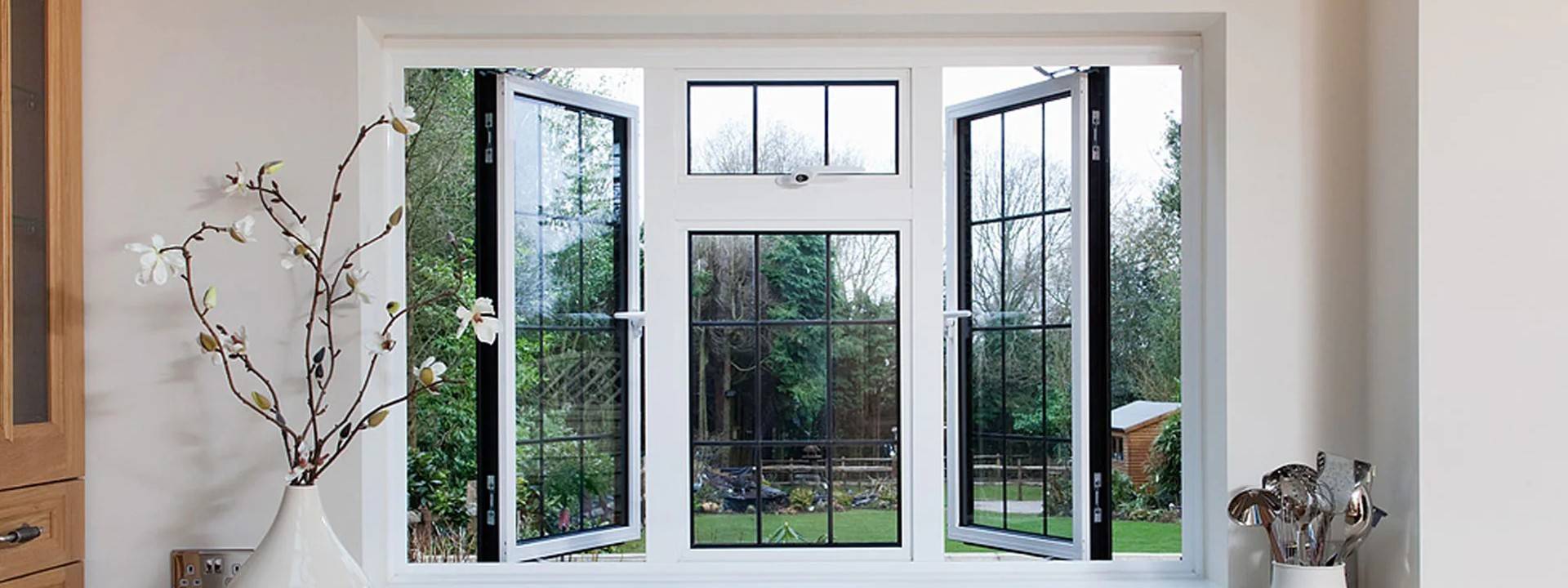 Aluminum KItchen Window with outdoor view